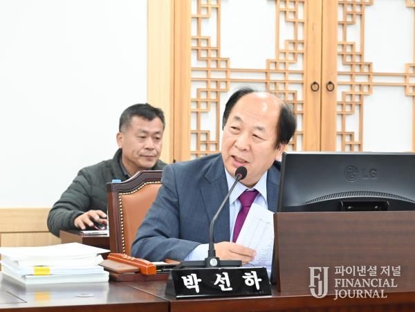 박선하 경북도의원, 기획조정실 감사서 ‘3대 경고 메시지’ 던져